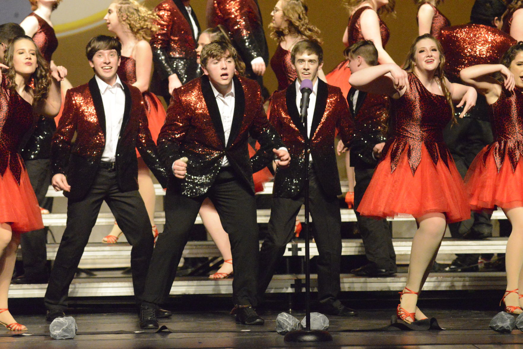 show choirs at bettendorf 020820 1317.JPG
